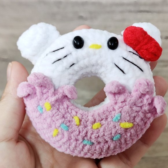 Handmade Amigurumi Crochet Sanrio Hello Kitty Donut - Picture 9 of 9